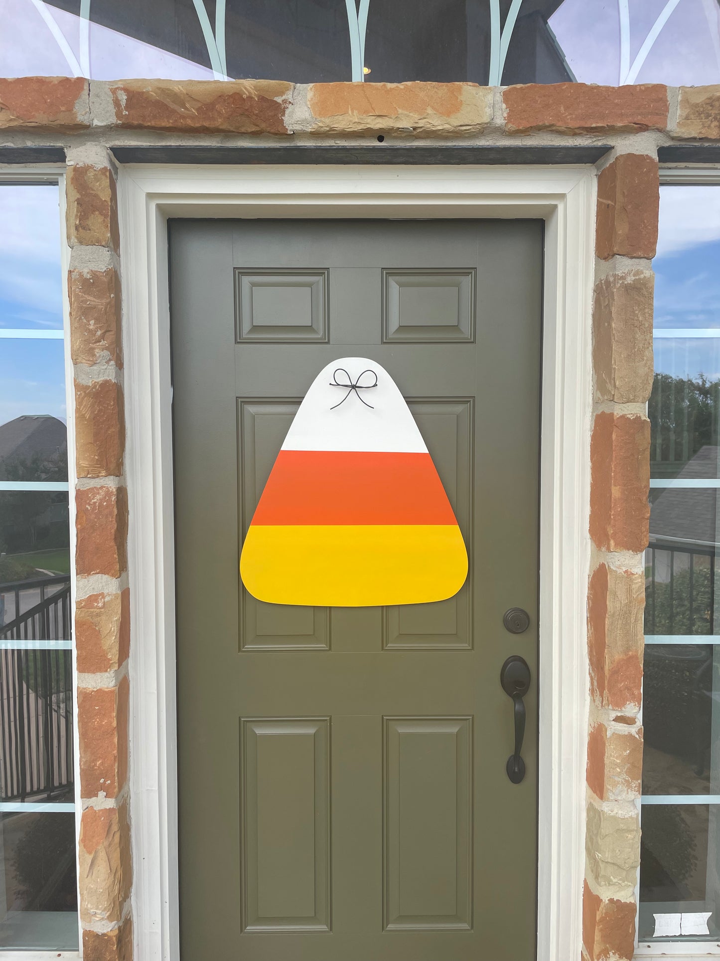 Large Candy Corn